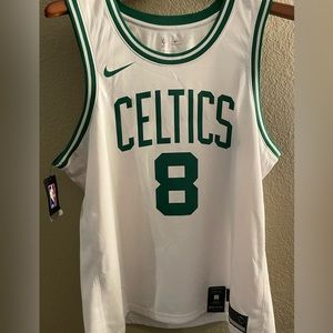 Nike Authentic’s Swingman signed Kemba Walker jersey